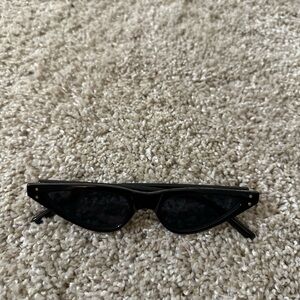 Black Cat-Eye Sunglasses - Unbranded